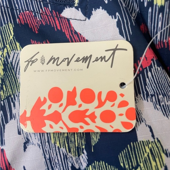 NWT! Free People Movement Vest - Picture 6 of 13